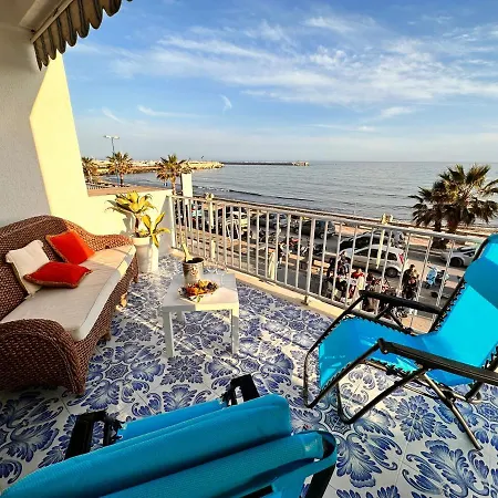 Lägenhet La Terrazza Sul Mare *